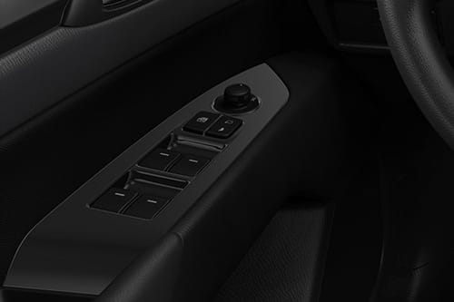مازدا سي اكس-5 Drivers Side In Side Door Controls