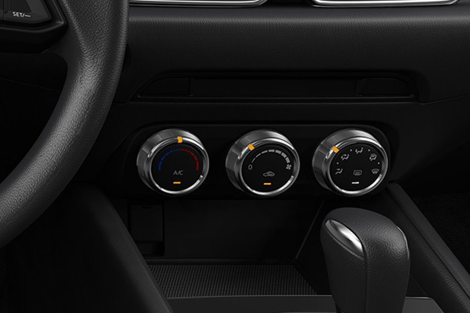Front AC Controls of مازدا سي اكس-5