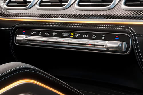 Front AC Controls of مرسيدس بنز الفئةجي ال اس