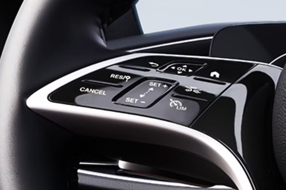 مرسيدس بنز الفئة جي أل إي كوبيه Multi Function Steering