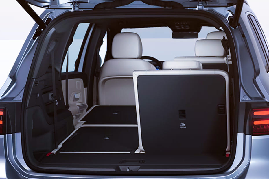 Folding Seats of مرسيدس بنز EQB