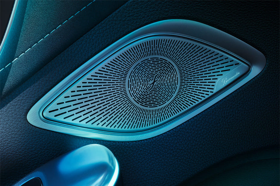 Speakers View of مرسيدس بنز إي كيو إي إس يو في