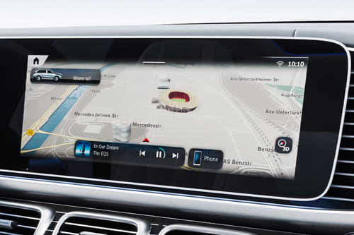 Stereo View of Maybach GLS