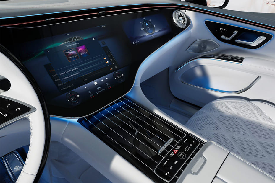 مايباخ إي كيو إس Center Console