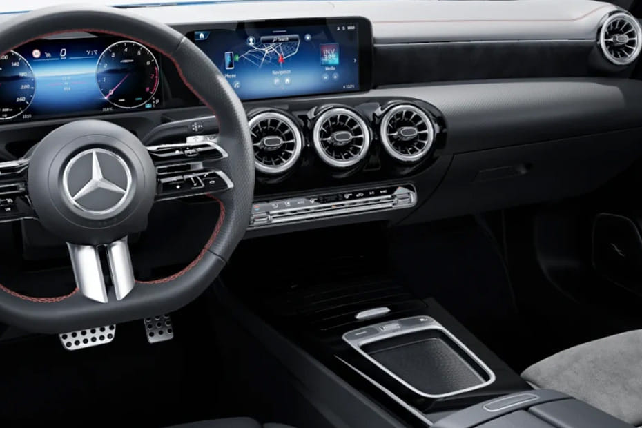 إيه إم جي سي إل أي Center Console