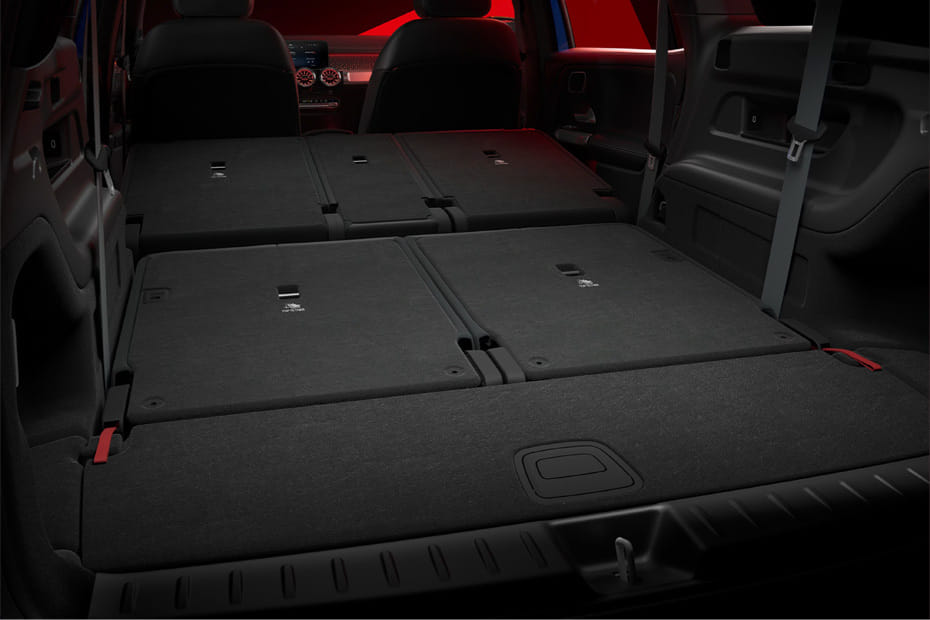 Folding Seats of مرسيدس بنز إيه إم جي جي إل بي