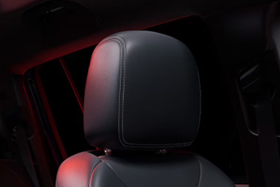 إيه إم جي جي إل بي Front Seat Headrest
