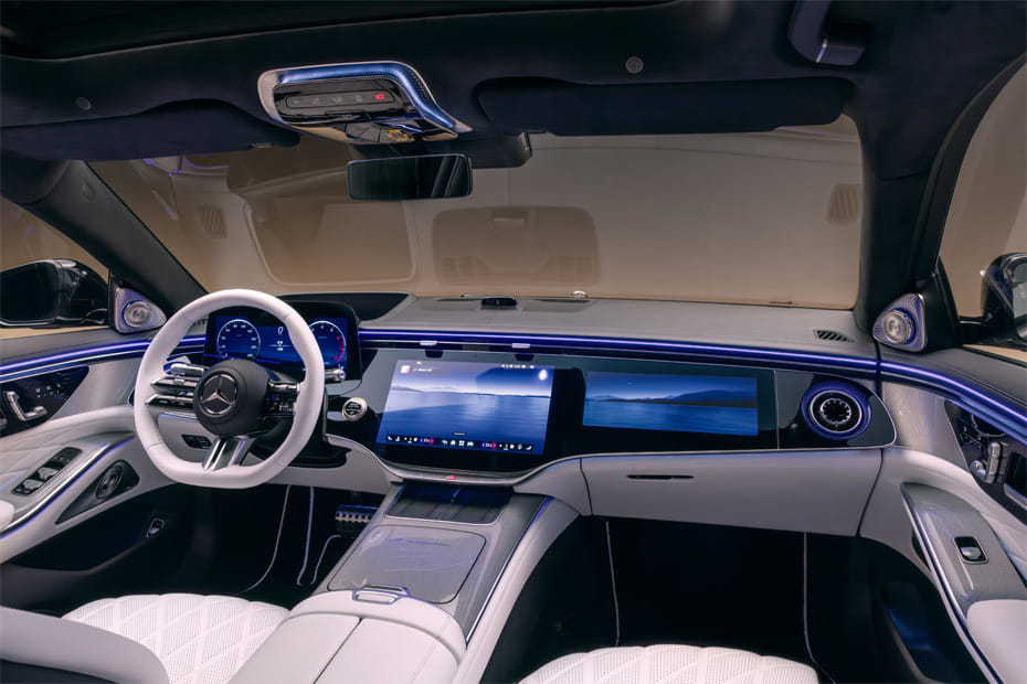 Dashboard View of إس كلاس