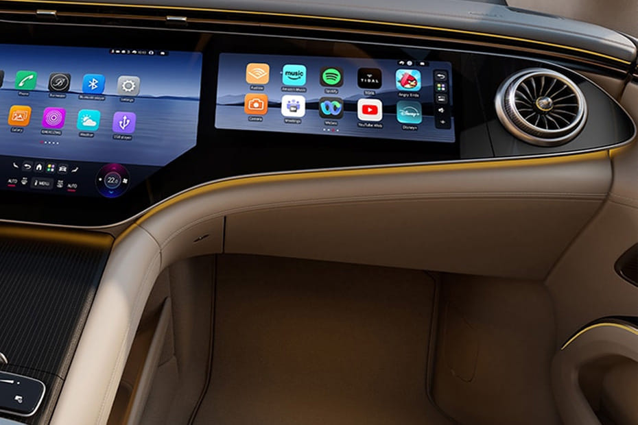 Mercedes-Benz EQS 2027 Passengers View