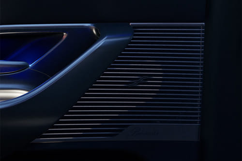 Speakers View of Mercedes-Benz C-Class Electric