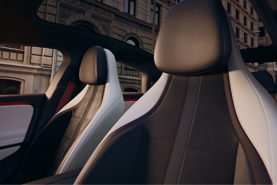 CLA Electric Front Seats