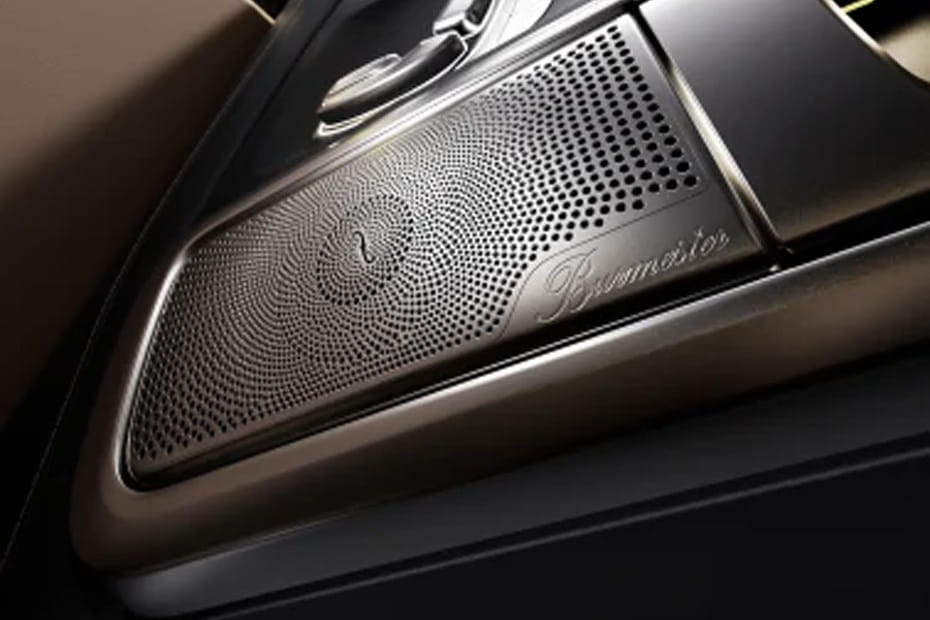 Speakers View of Mercedes-Benz G-Class