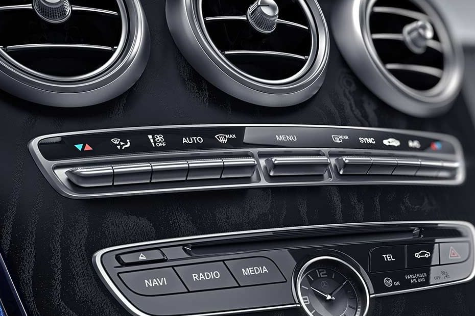 Side AC Controls of مرسيدس بنز الفئة سي كابريوليه