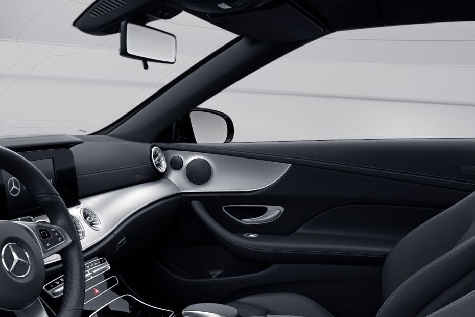 مرسيدس بنز الفئة - إي كابريوليه Passengers View