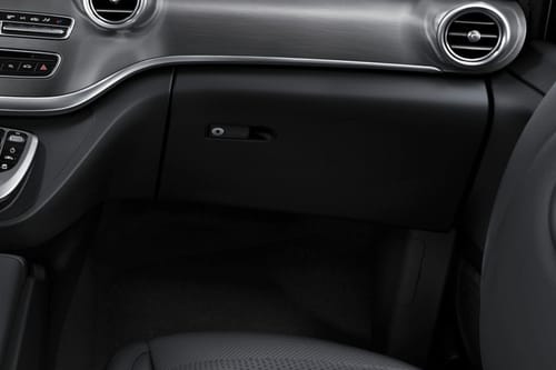 مرسيدس بنز الفئة V Glove Box