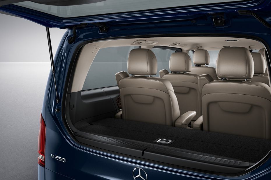V-Class Trunk Open