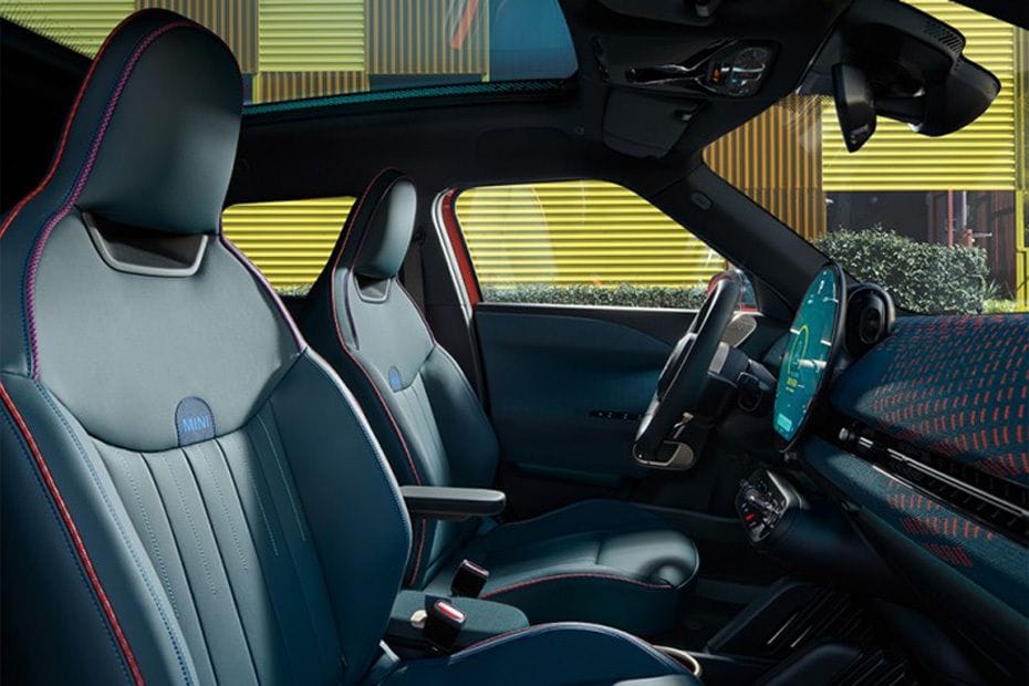 Aceman  Front Seats