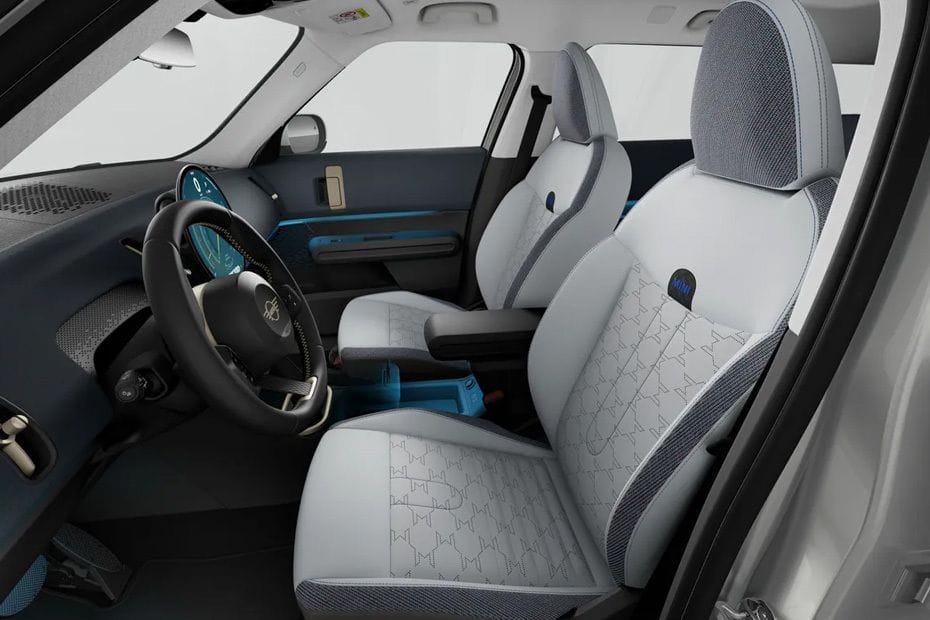كنتري مان إلكتريك Front Seats