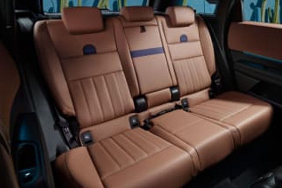 ميني كونتريمان Rear Seats