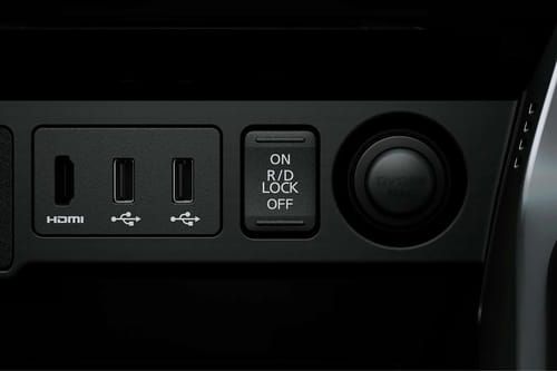 Power Accessories Outlet View of Mitsubishi Pajero Sport