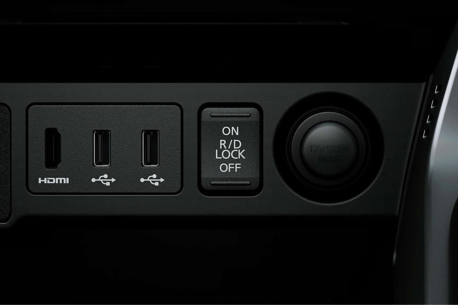 Power Accessories Outlet View of Mitsubishi Pajero Sport