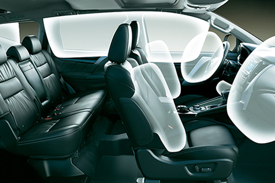 Mitsubishi Montero Sport AirBags View