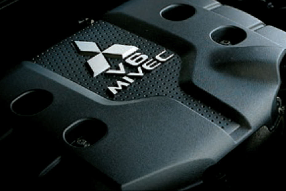 Montero Sport Engine