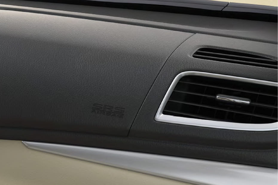 مونتيرو سبورت Front Side Ac Vents
