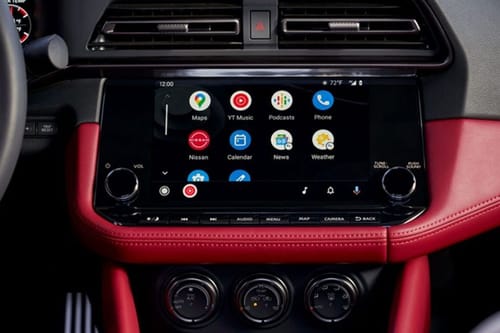 Front AC Controls of نيسان Z