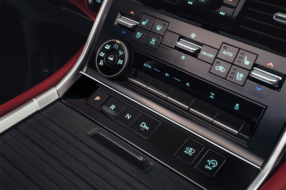 Front AC Controls of نيسان باترول 