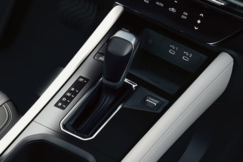 Nissan Kicks Gear Shifter