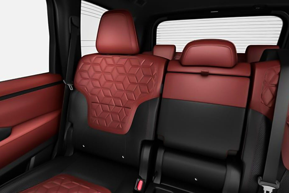 نيسان باترول نيسمو Rear Seats