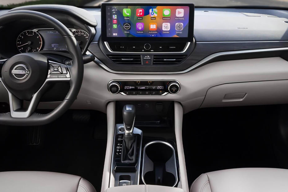 ألتيما Center Console