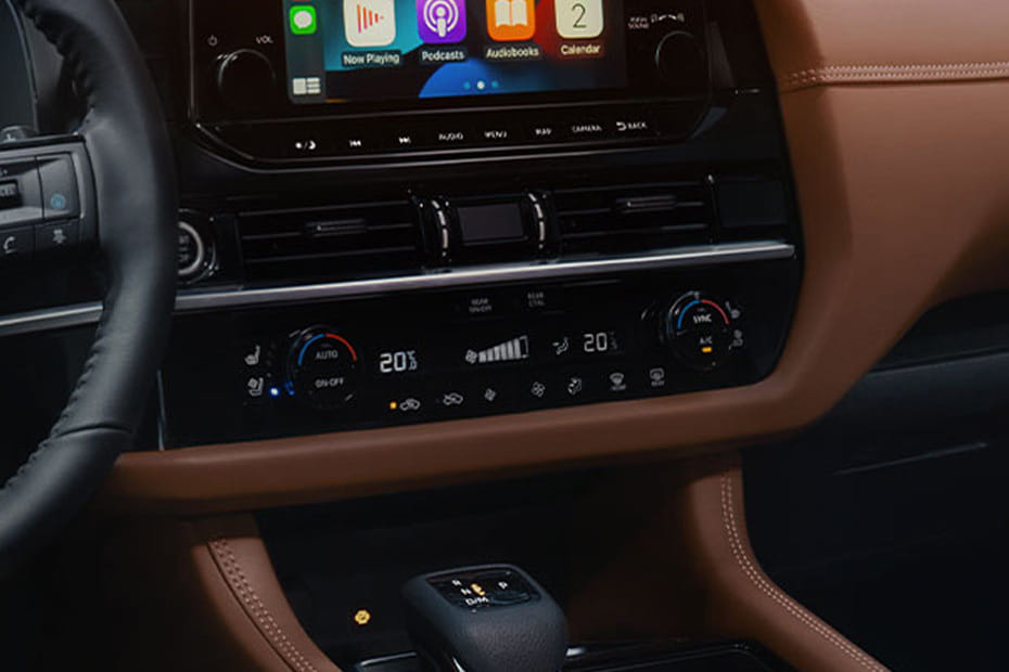 Front AC Controls of نيسان باثفايندر