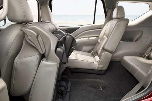 Folding Seats of نيسان  إسكتيرا 