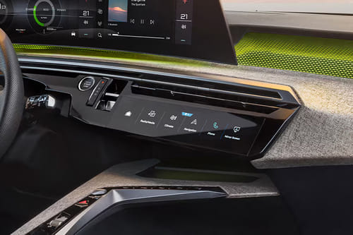 Front AC Controls of بيجو 5008