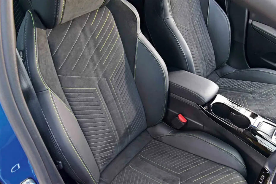 E-208 Front Seats