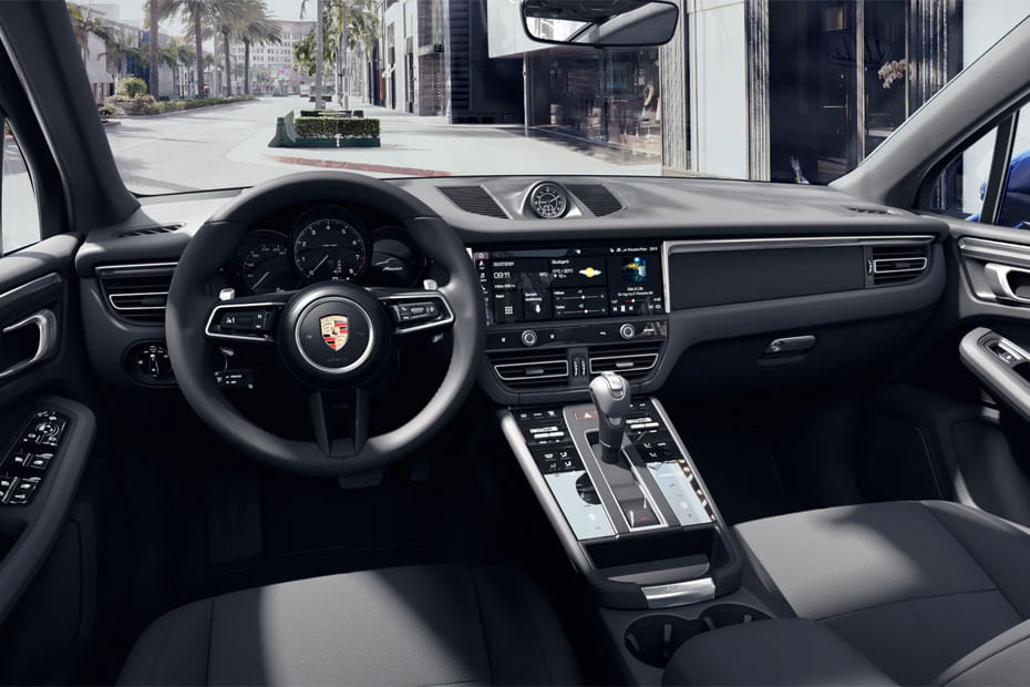 Dashboard View of Macan