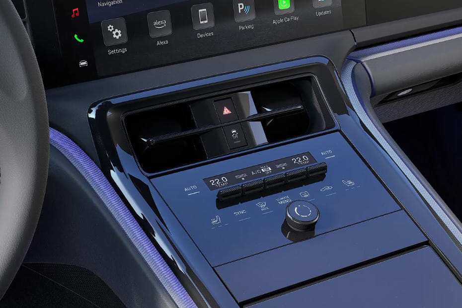 Front AC Controls of Porsche Panamera