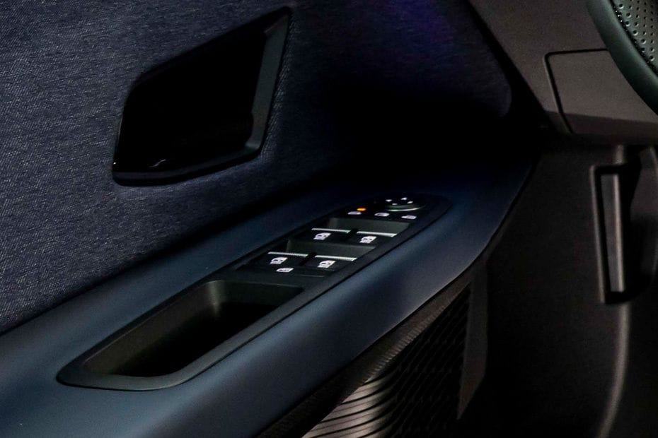 رينو 4 Drivers Side In Side Door Controls