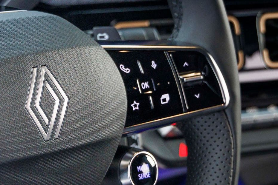 رينو 4 Multi Function Steering