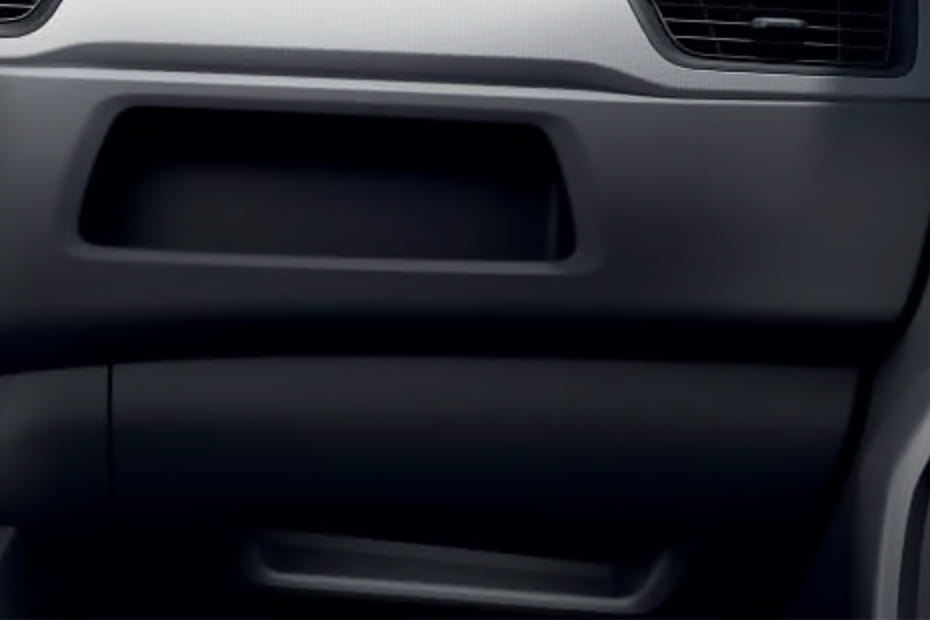 رينو إكسبريس فان Glove Box