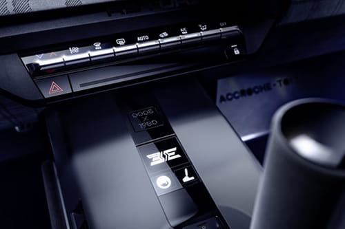 Front AC Controls of رينو ٥ تيربو ٣ إي