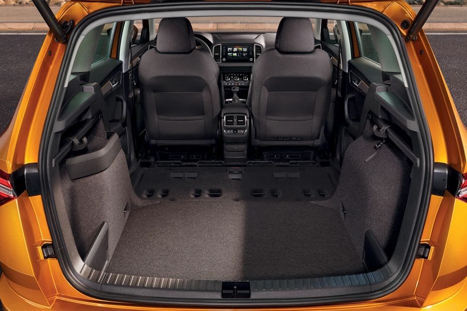 Folding Seats of سكودا كارووك