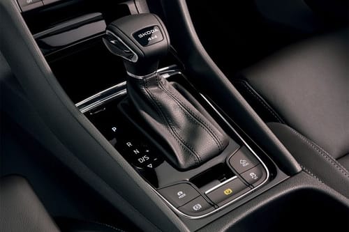 سكودا كارووك Gear Shifter