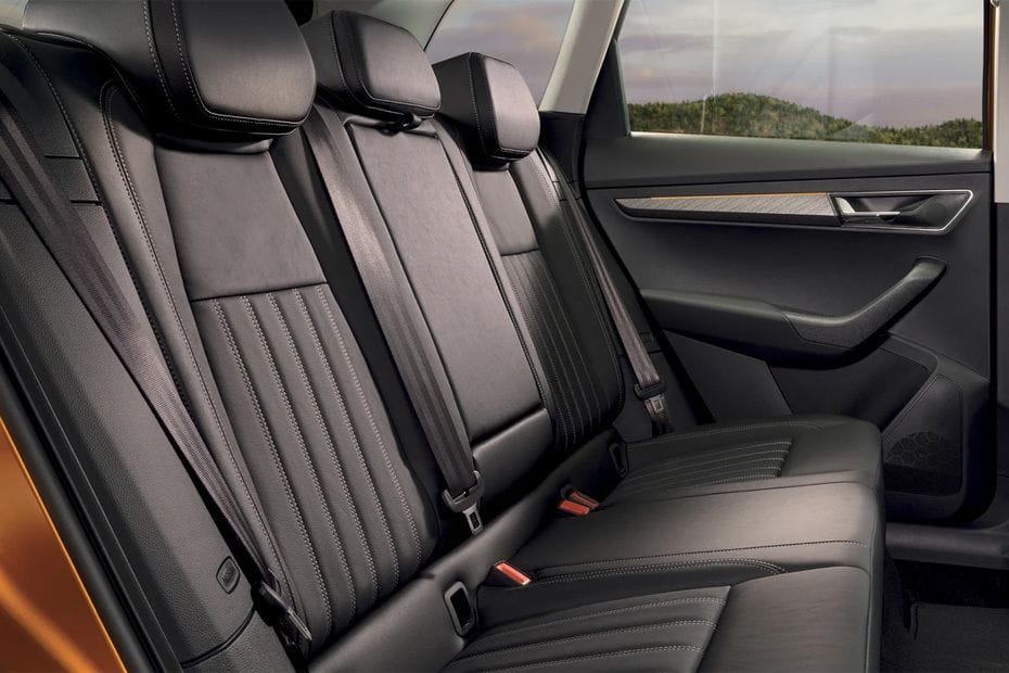 سكودا كارووك Rear Seats