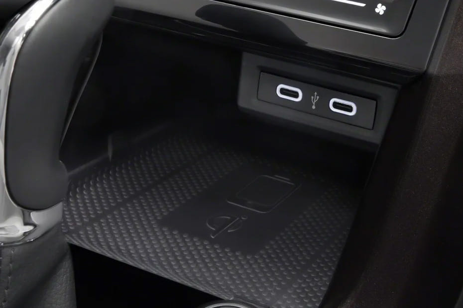 Power Accessories Outlet View of Skoda Kushaq