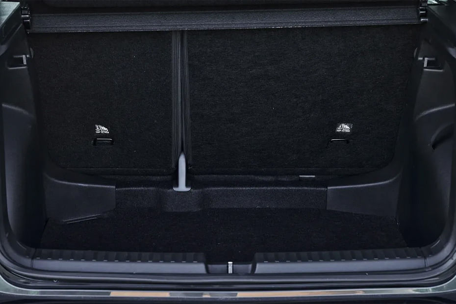 Storage Closer View of Skoda Kushaq