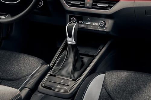 سكودا سكالا 2025 Gear Shifter