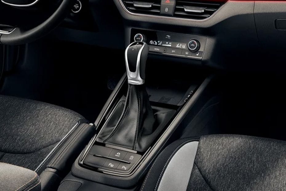 Skoda Scala 2025 Gear Shifter